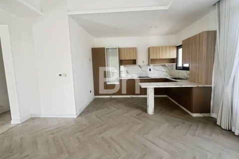 Villa à Nadd Al Sheba, Dubai, 5 chambres, 585 m², № 21861 - photo 4