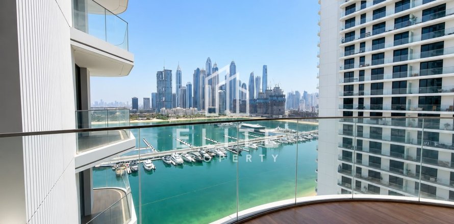 Квартира в EMAAR Beachfront, Dubai Harbour, Дубай, 2 спальни, 109м², № 139028