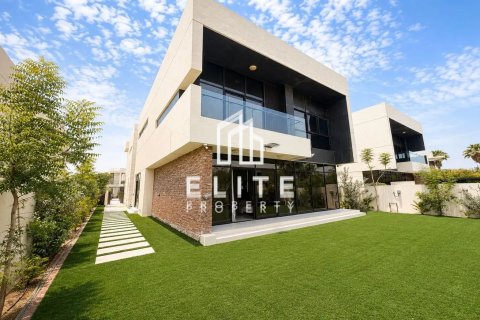 Villa in Flora, DAMAC Hills (Akoya by DAMAC), Dubai 5 bedrooms, 485 sq.m. № 139019 - photo 2