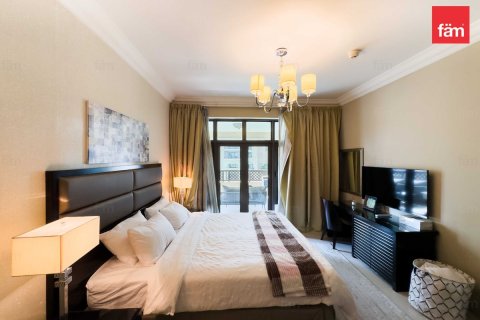 Apartment in Old Town, Dubai 2 bedrooms, 143.8 sq.m. № 59841 - photo 15