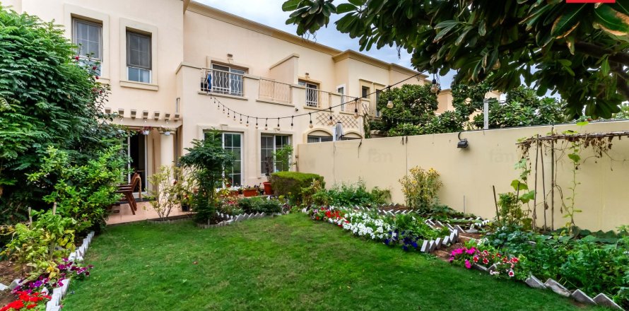 Townhouse in Dubai 3 bedrooms, 254.9 sq.m. № 97551