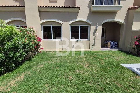 Townhouse in Serena, Dubai 3 bedrooms, 186 sq.m. № 57099 - photo 1