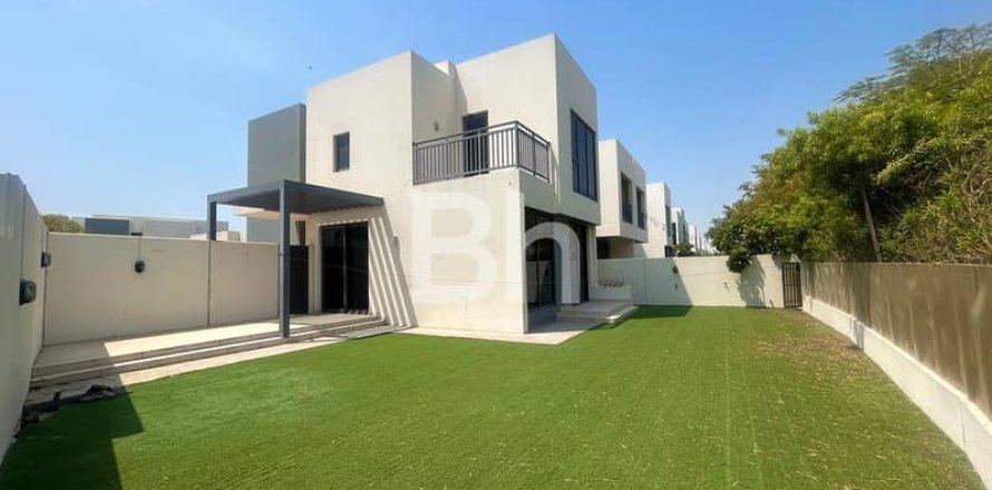Villa in Dubai Hills Estate, Dubai 4 bedrooms, 356 sq.m. № 57096