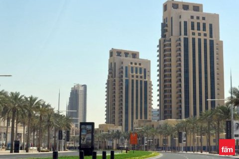 Appartement à Downtown Dubai (Downtown Burj Dubai), Dubai, 2 chambres, 135.9 m², № 40715 - photo 1