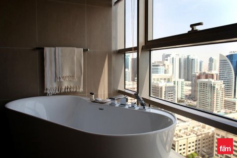 Appartement à Dubai, 2 chambres, 131.8 m², № 97638 - photo 12