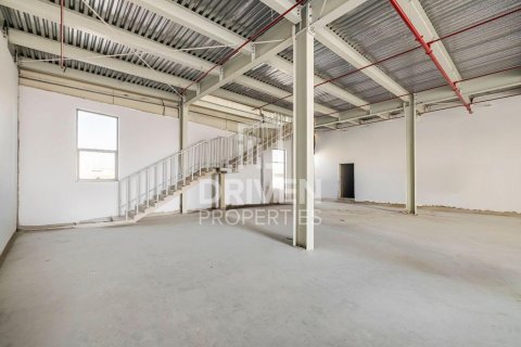 Warehouse in Dubai 3382.41 sq.m. № 130103 - photo 8