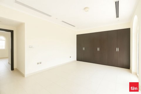 فيلا في دبي 3 غرف نوم, 566.7 م² رقم 47624 - صورة 20