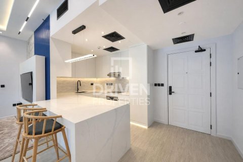 Appartement à Churchill Towers, Business Bay, Dubai, 1 chambre, 72.65 m², № 138773 - photo 9