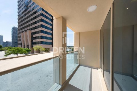 Appartement à Churchill Towers, Business Bay, Dubai, 1 chambre, 72.65 m², № 138773 - photo 14
