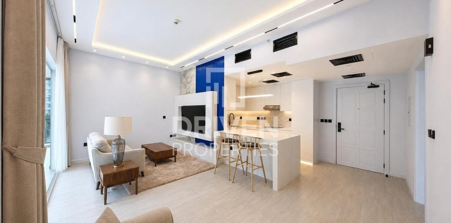 Appartement à Churchill Towers, Business Bay, Dubai, 1 chambre, 72.65 m², № 138773