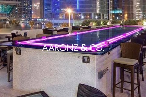 Apartment in Jumeirah Lake Towers, Dubai 1 bedroom, 70 sq.m. № 101177 - photo 2