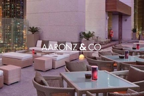 Apartment in Jumeirah Lake Towers, Dubai 1 bedroom, 70 sq.m. № 101177 - photo 5