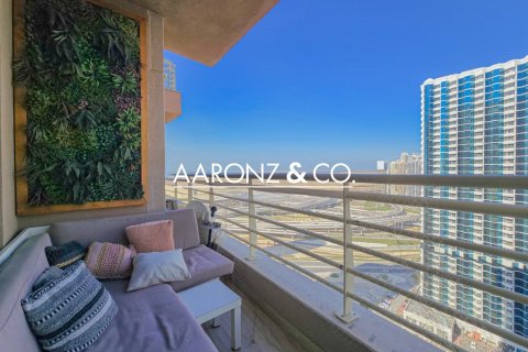 Apartment in Jumeirah Lake Towers, Dubai 2 bedrooms, 112 sq.m. № 101176 - photo 5