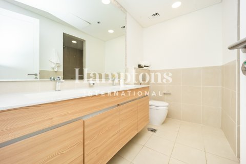 Снять в аренду квартиру в Hillside at Jumeirah Golf Estates, Джумейра Гольф Эстейтс, Дубай: 2 спальни, 127.27989709м², № 102438 - фото 16