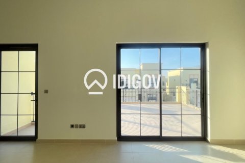 Villa à Dubai, 4 chambres, 468.51 m², № 121074 - photo 3