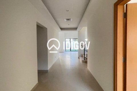 Villa à Dubai, 4 chambres, 468.51 m², № 121074 - photo 11