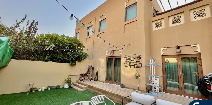 تاون هاوس في North Village, Al Furjan, دبي 3 غرف نوم, 262 م² رقم 75712