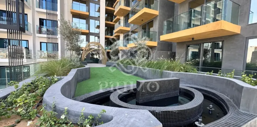 Apartamento en Jumeirah Village Circle, Dubai, estudio, 71 m², № 109934