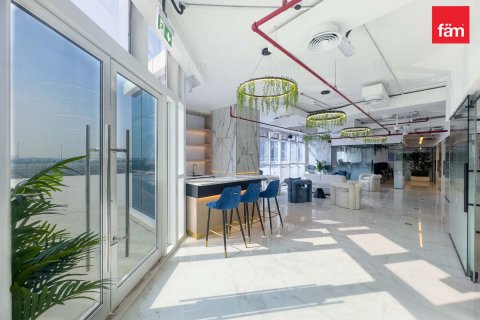 Bureau à Business Bay, Dubai, 214.9 m², № 84262 - photo 4