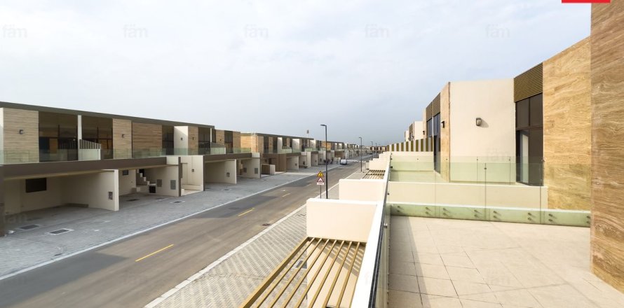 Villa en Dubai, 4 dormitorios, 191.4 m², № 84252