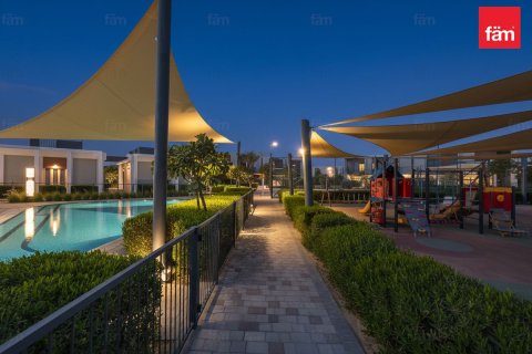 Townhouse in Dubai 3 bedrooms, 180 sq.m. № 111774 - photo 7