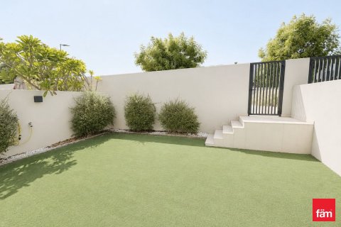 Townhouse in Dubai 3 bedrooms, 180 sq.m. № 111774 - photo 10