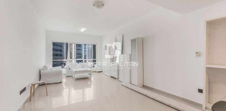 Квартира в Джумейра Лейк Тауэрс, Дубай, 1 спальня, 90м², № 8820