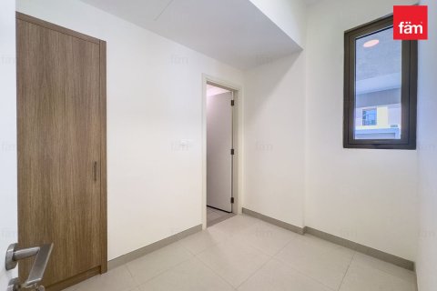 Снять в аренду виллу в Дубае: 5 спален, 372.4м², № 70693 - фото 20