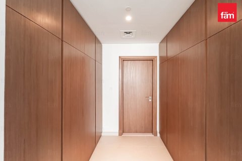 Apartment in Al Wasl, Dubai 2 bedrooms, 144.3 sq.m. № 13976 - photo 16