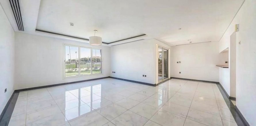 فيلا في دبي 4 غرف نوم, 352.8 م² رقم 115641