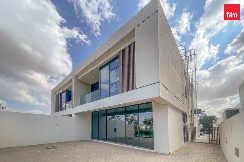 Villa à Dubai, 4 chambres, 364.5 m², № 115642