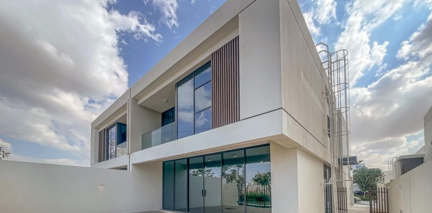 Villa à Dubai, 4 chambres, 364.5 m², № 115642