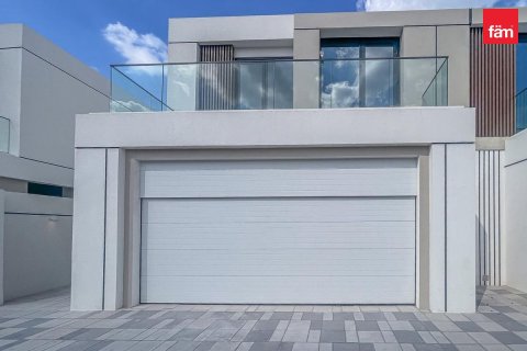 Villa à Dubai, 4 chambres, 364.5 m², № 115642 - photo 3