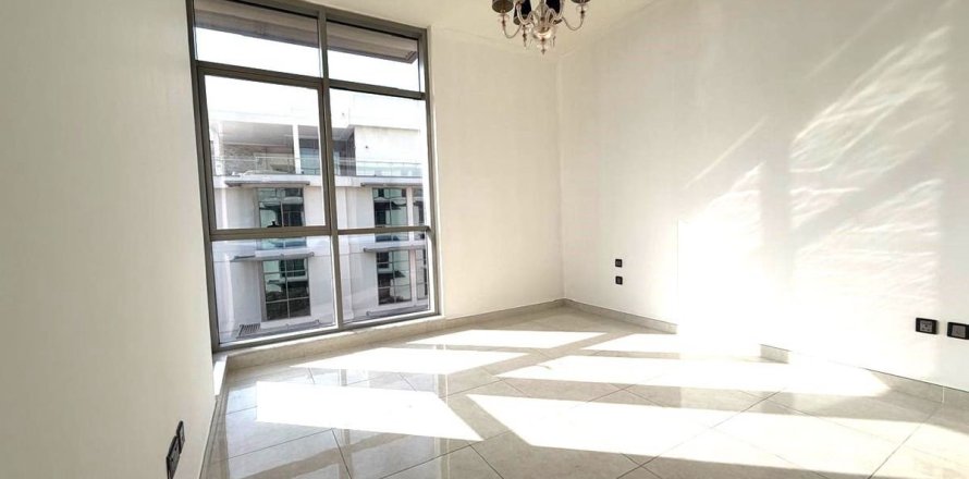 Квартира в Дубае, 2 спальни, 142.5м², № 115640