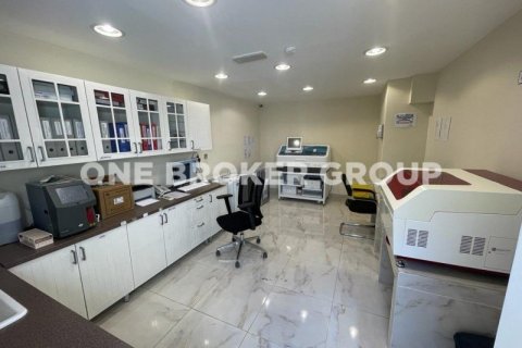 Villa in Jumeirah, Dubai 3 bedrooms, 3716.1 sq.m. № 637 - photo 8