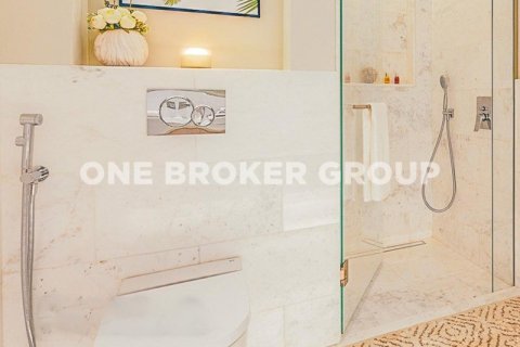 Apartment in The Palm Tower, Palm Jumeirah, Dubai 46.5 sq.m. № 636 - photo 9