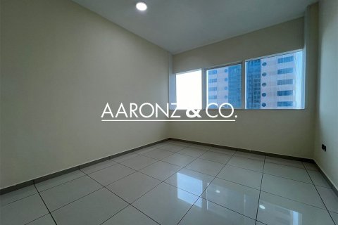 Apartamento en Marina Pinnacle, Dubai Marina, Dubai, 2 dormitorios, 113 m², № 97911 - foto 5