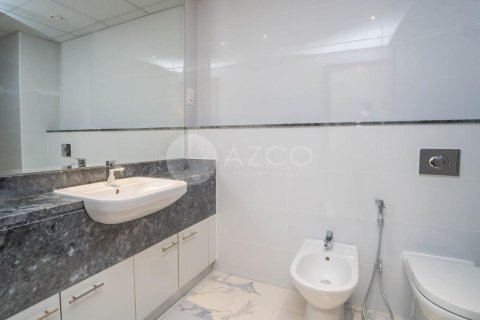 Снять в аренду квартиру в Al Habtoor City, Бизнес-Бэй, Дубай: 2 спальни, 128.9м², № 38374 - фото 14