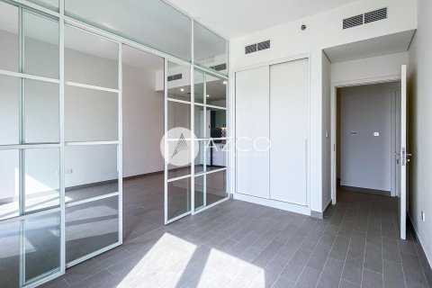 Снять в аренду квартиру в Golfville, Дубай Хилс Эстейт, Дубай: 2 спальни, 68.6м², № 38344 - фото 3