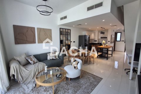 Таунхаус в Dubai Land, Дубай, 2 спальни, 94м², № 123179