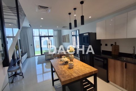 Купить таунхаус в Dubai Land, Дубай: 2 спальни, 94м², № 123179 - фото 6