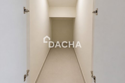 Villa in EMAAR South, Dubai South (Dubai World Central), Dubai 4 bedrooms, 232 sq.m. № 123184 - photo 20
