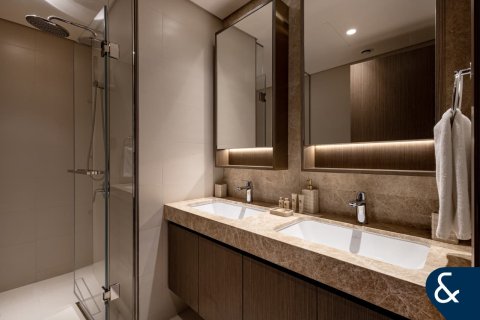 Apartment in EMAAR Beachfront, Dubai Harbour, Dubai 2 bedrooms, 132 sq.m. № 88486 - photo 15