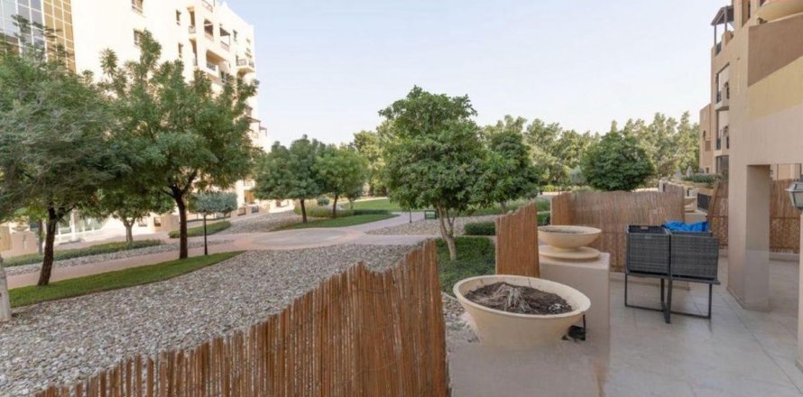 Квартира в Дубае, 2 спальни, 148.6м², № 22334