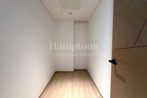 Снять в аренду квартиру в Palace Residences, Dubai Creek Harbour (The Lagoons), Дубай: 3 спальни, 165.18153400м², № 31531 - фото 3