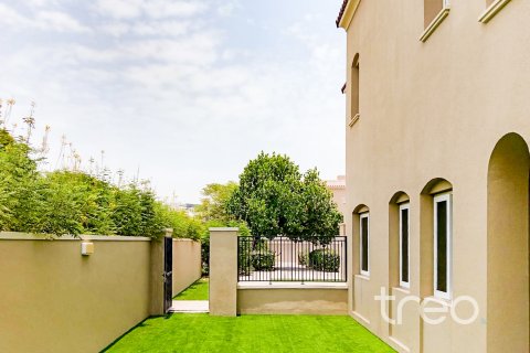 Villa in Bella Casa, Serena, Dubai 3 bedrooms, 211.08 sq.m. № 136223 - photo 15