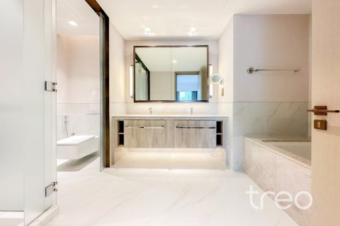 Apartment in Address Harbour Point, Dubai Creek Harbour (The Lagoons), Dubai 2 bedrooms, 102.47 sq.m. № 136225 - photo 12