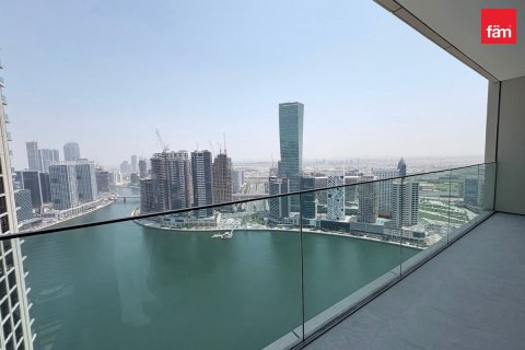 Apartment in Business Bay, Dubai 3 bedrooms, 179.5 sq.m. № 139707 - photo 14