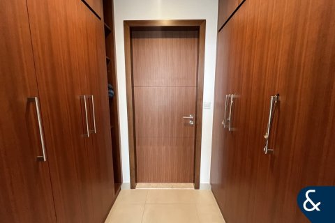 Apartamento en The Hills, Dubai, 1 dormitorio, 82 m², № 99013 - foto 9