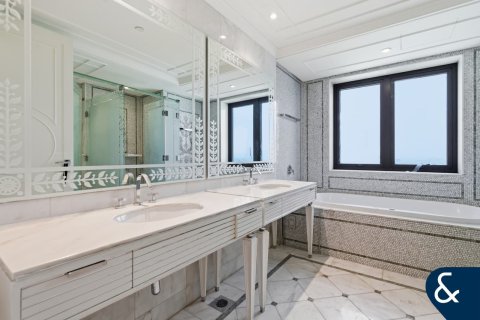 Apartamento en PALAZZO VERSACE en Culture Village, Dubai, 3 dormitorios, 366 m², № 99009 - foto 21